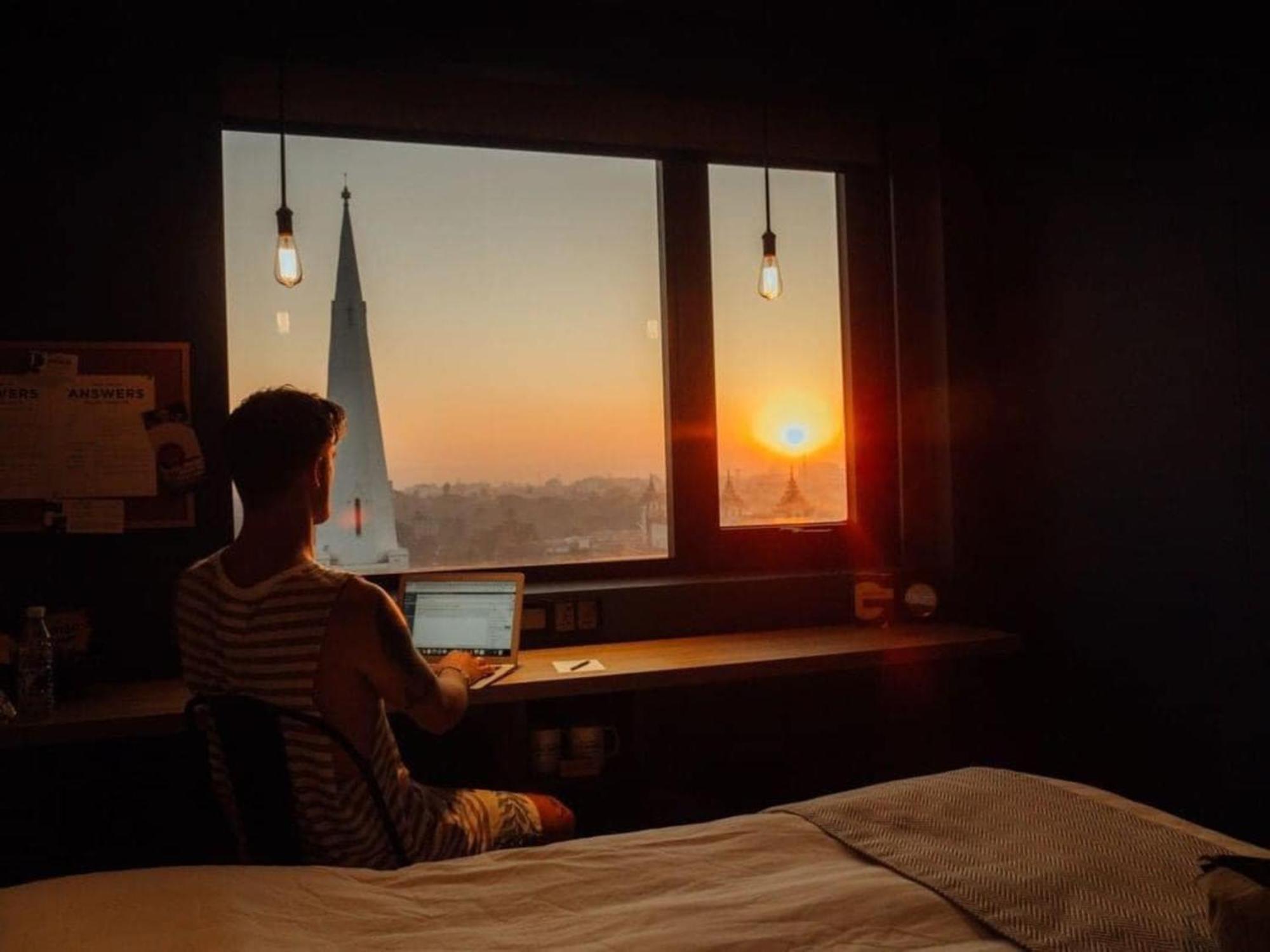 G Hotel